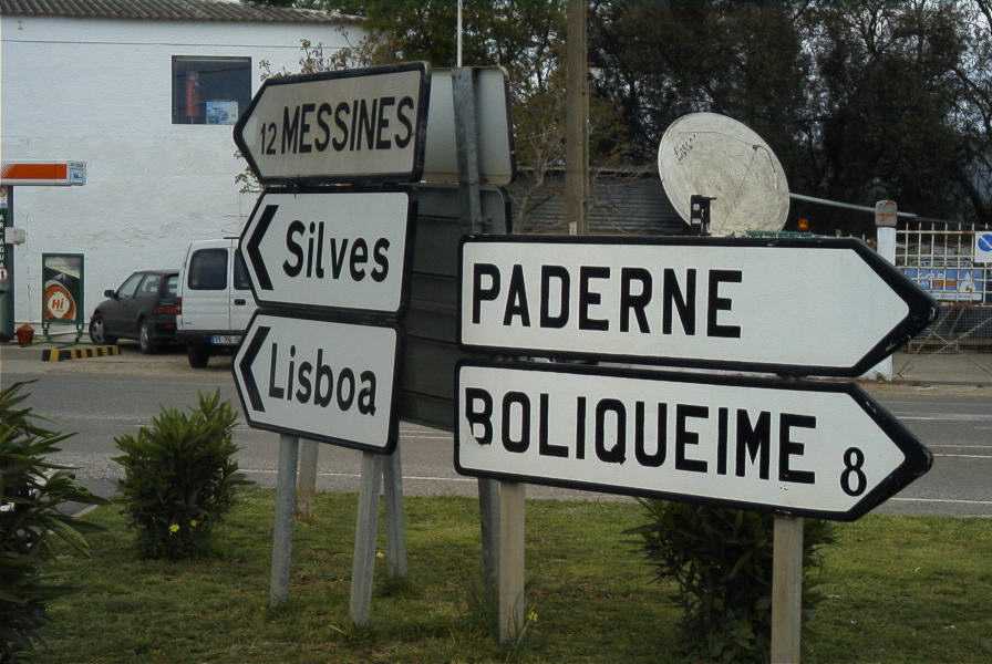 2003-04-23-029-Signposts
