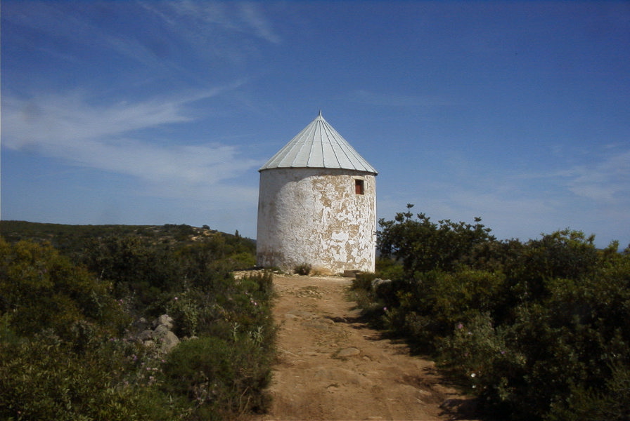 2004-04-05-025-Wind-mill