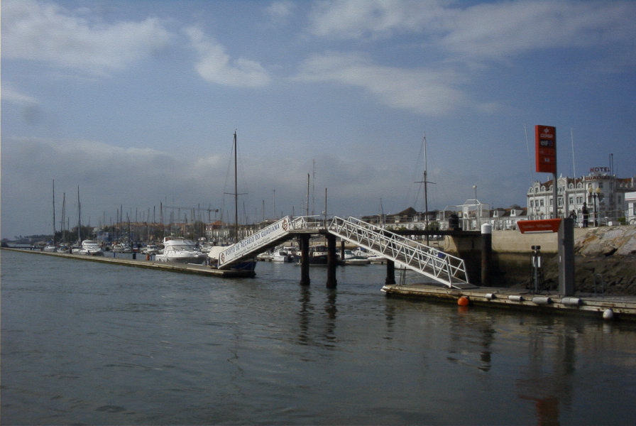 2004-04-14-025-Vila-Real-de-Santo-Antonio