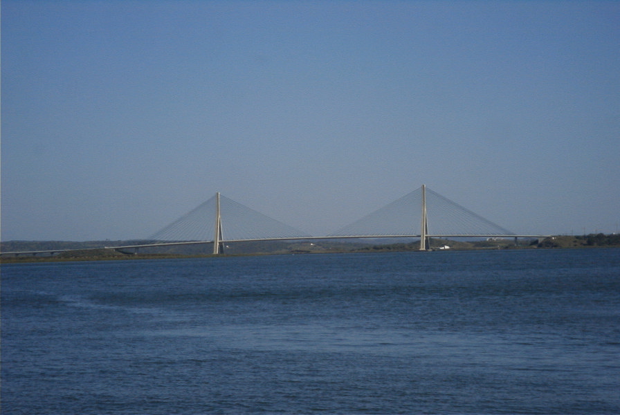 2004-04-14-029-Motorway-bridge