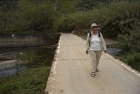 2004-04-16-034-Mini-crossing-river