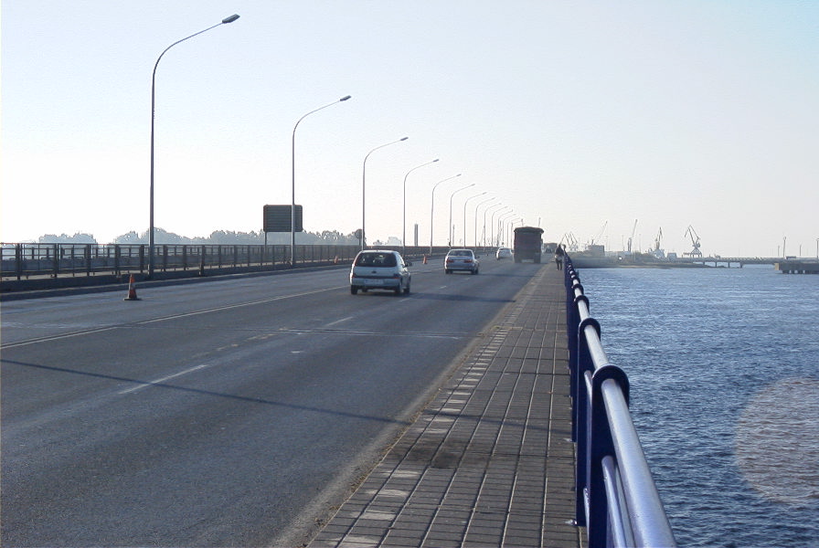 2005-02-14-007-Rio-del-Tinto-Crossing