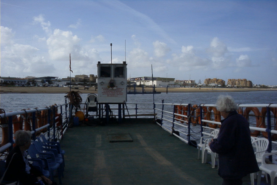 2005-03-27-010-Ferry-to-Donana