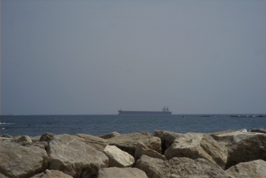 2005-04-01-007-tanker