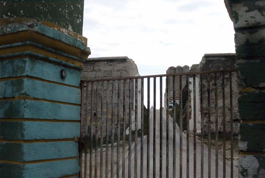 2006-02-12-048-Island
