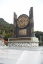2006-02-15-007-Monument