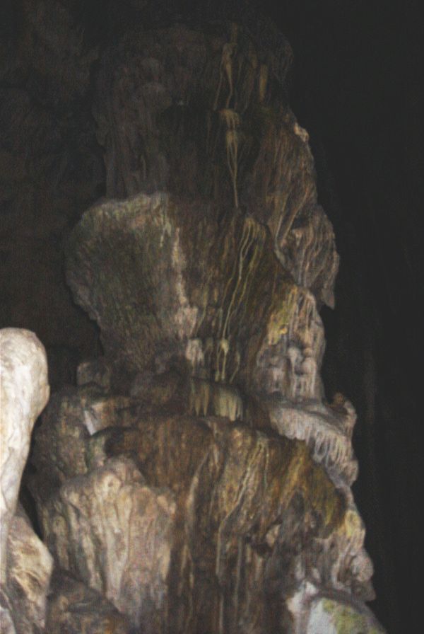 2006-02-15-020-Caves