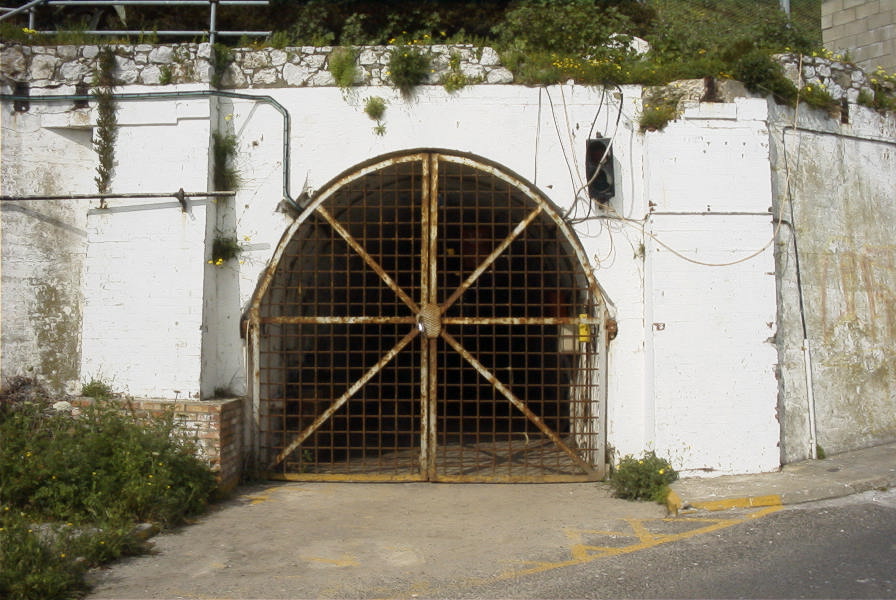 2006-04-04-030-Gibraltar