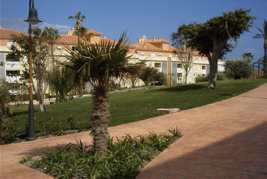2006-04-06-023-Estepona-our-Piso