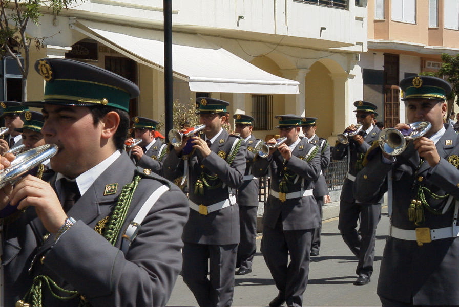 2006-04-08-027-Estepona-parade