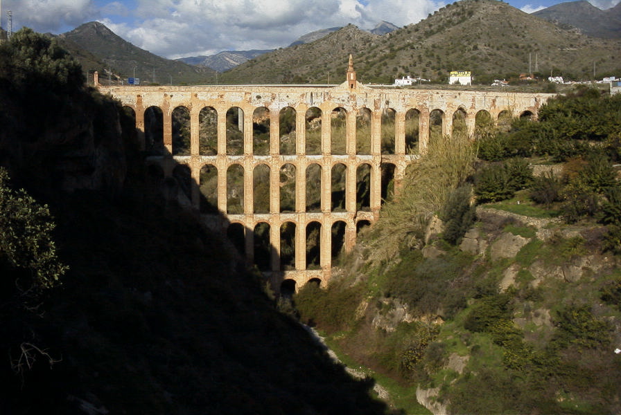 2006-12-27-026-Aquaduct