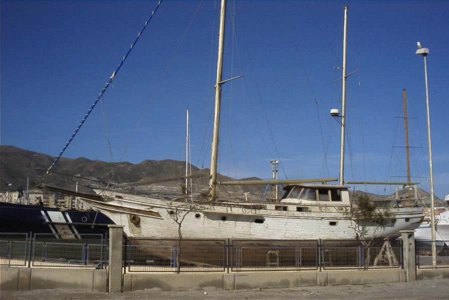 2007-02-13-057-Adra-harbour