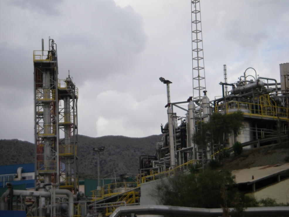 2007-12-22-016-Chemical-works
