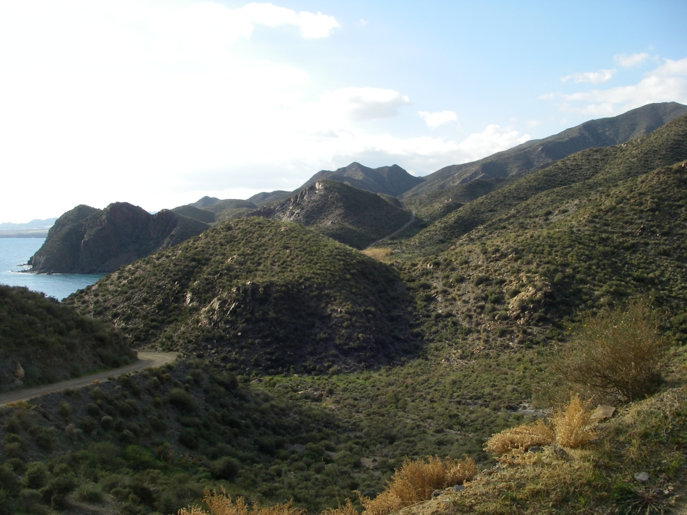 2007-12-24-032-Mountain-path