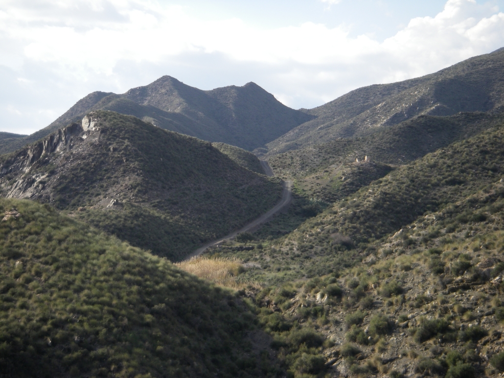 2007-12-24-033-Mountain-path