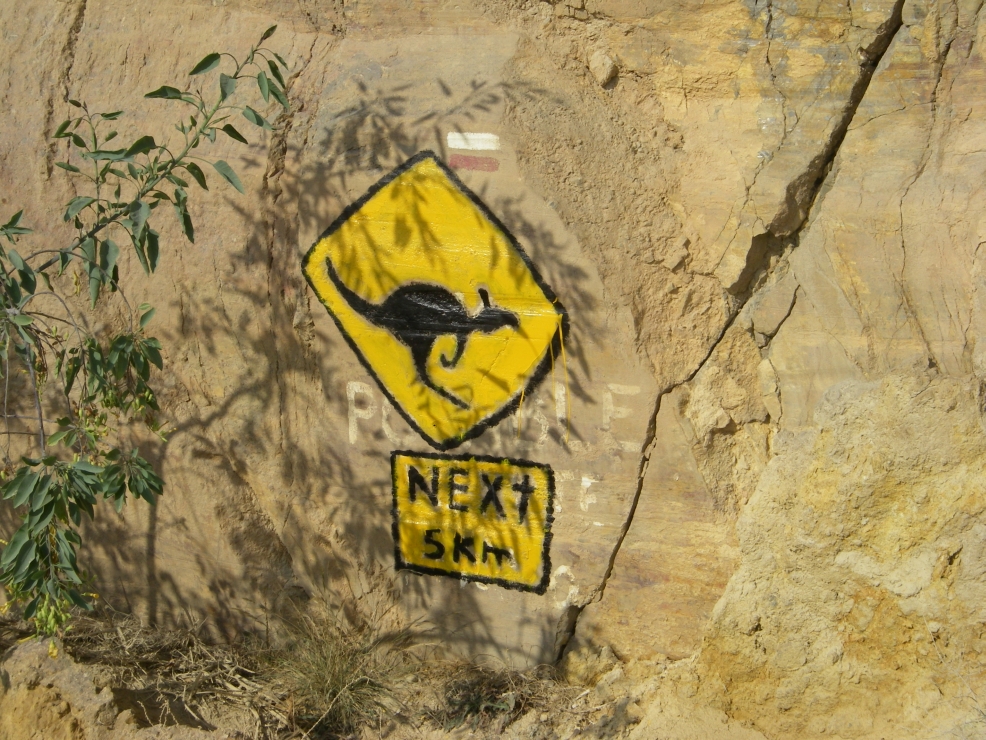 2007-12-26-024-Roo-warning