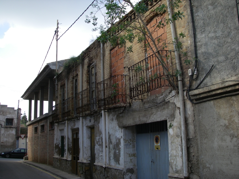 2007-12-28-029-Old-Building