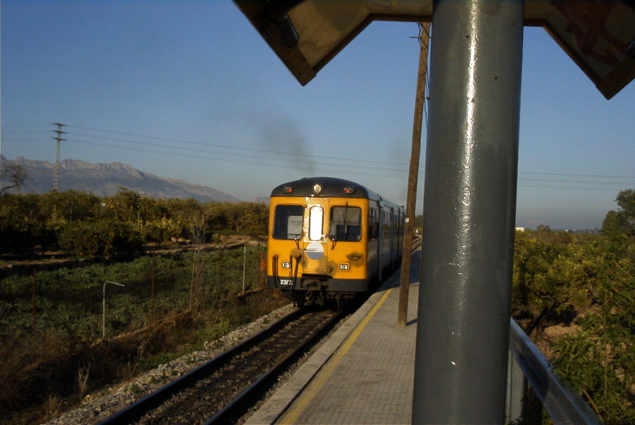 2008-03-23-492-Narrow-guage-railway