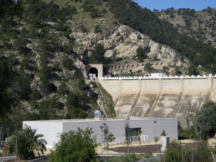 2008-03-24-009-Amadorio-dam