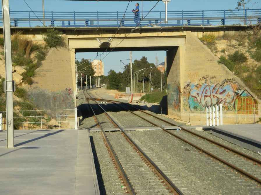 2008-03-24-091-Light-railway