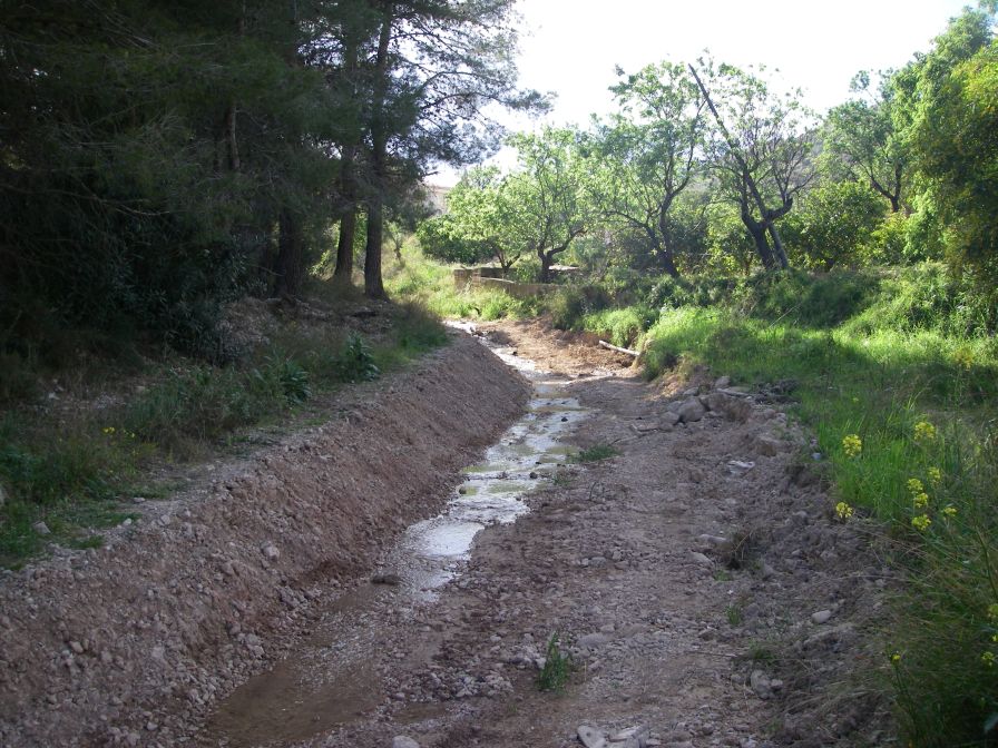 2008-03-25-041-River-bed-walk