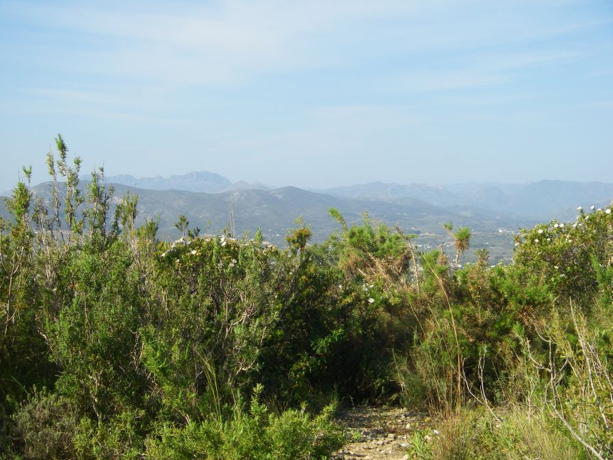 2008-03-30-015-Bernia-in-the-distance