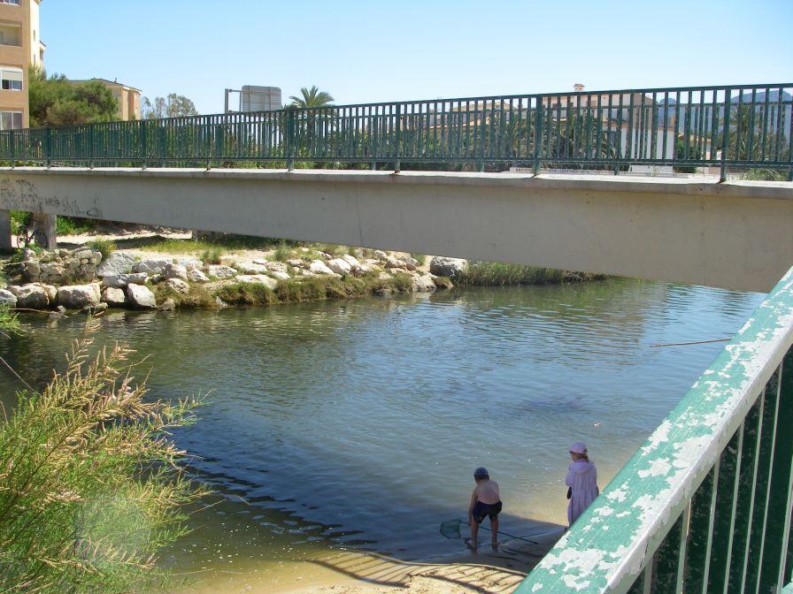 2008-04-01-016-River