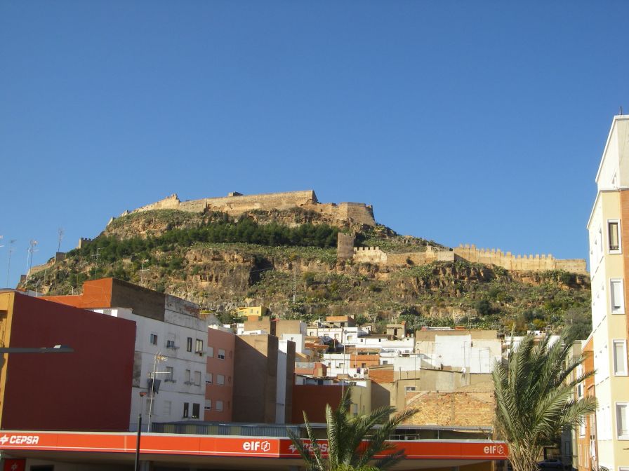 2008-12-25-015-Sagunt-Castle