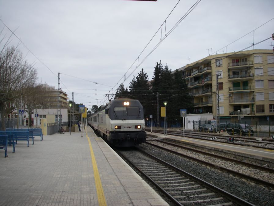 2009-02-15-004-Not-Our-Train