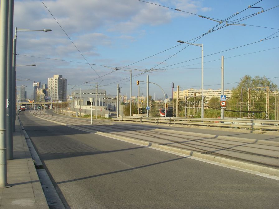 2009-04-09-012-Barcelona-Roads