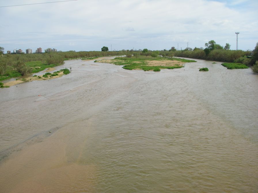 2009-04-11-015-River