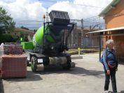 2009-04-15-055-Mixer-compatible-with-railway