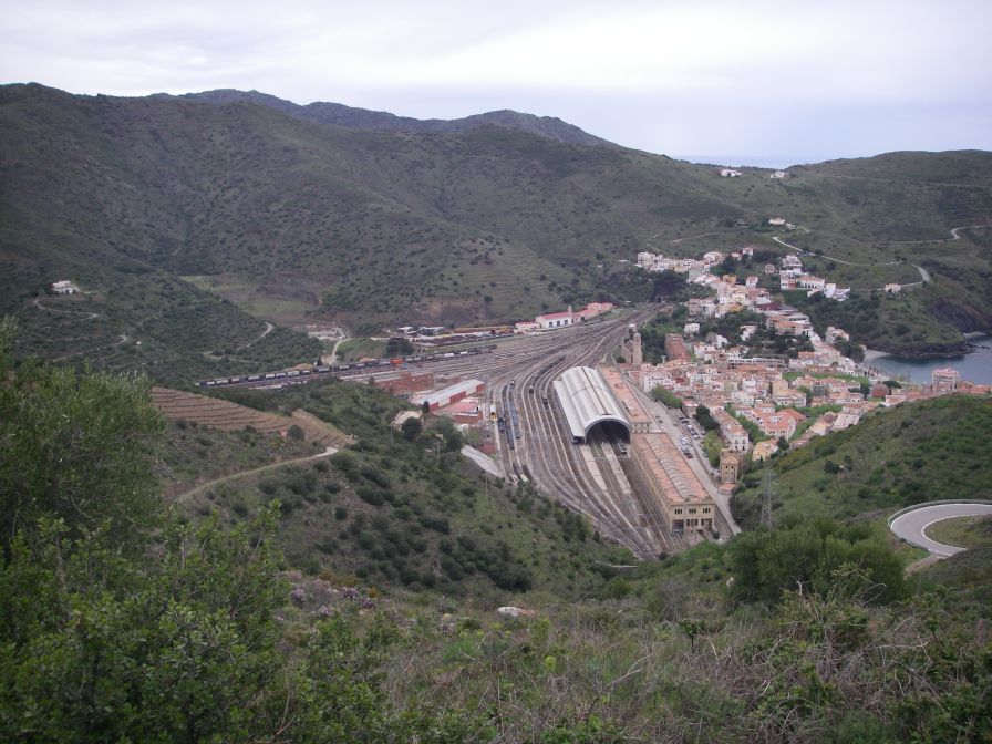 2009-04-17-079-Portbou-Station