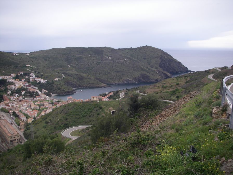 2009-04-17-080-Portbou-Harbour