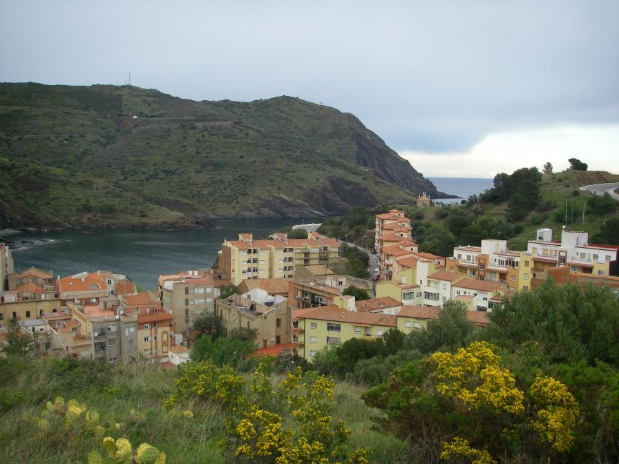 2009-04-17-098-Portbou-Bay