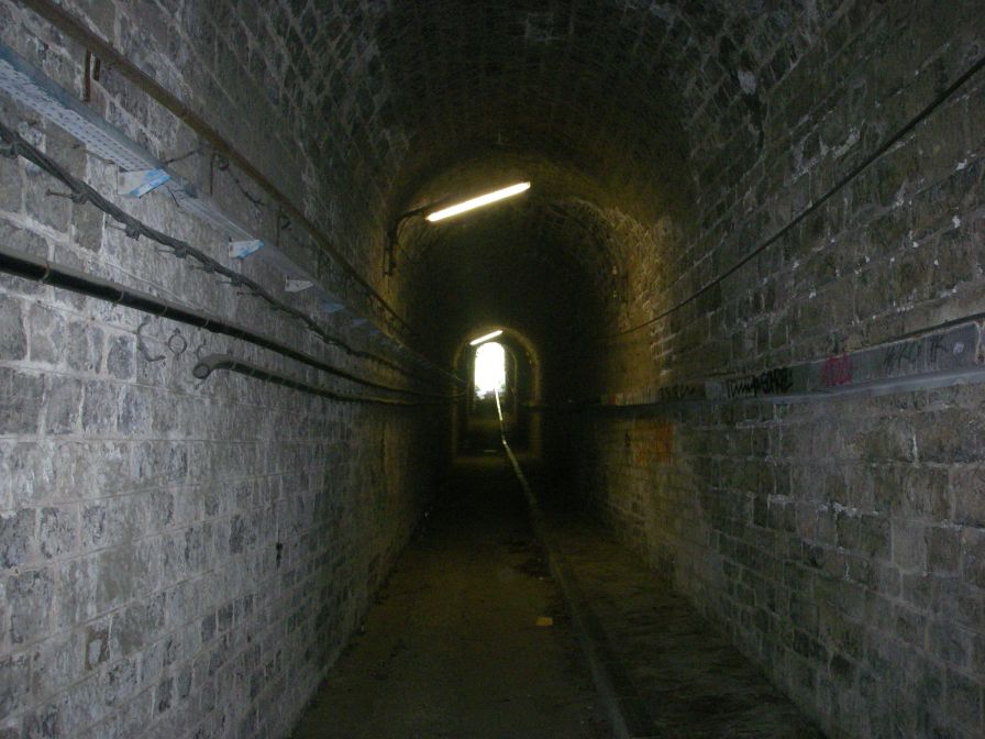 2009-04-18-088-Tunnel-Under-Cerbere-Station