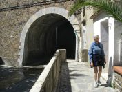2009-04-18-092-Tunnel-Under-Cerbere-Station