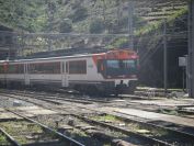 2009-04-18-115-Spanish-Train-Entering-Cerbere-Station