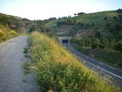 2009-05-26-005-Old-and-new-road