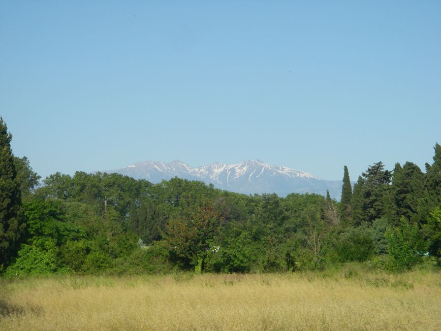 2009-05-27-008-Snowy-Peaks
