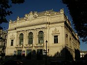 2010-10-23-012-Theatre-Opposite-Hotel-Le-National