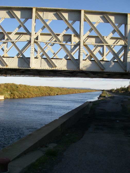 2010-10-25-005-Canal-de-la-Robine