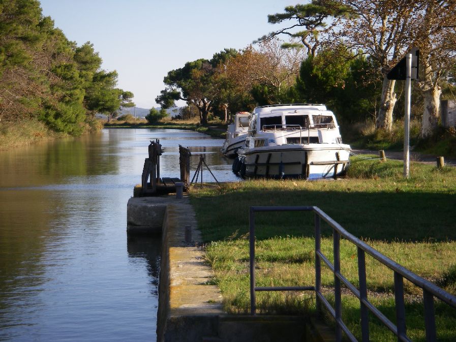 2010-10-25-017-Canal-de-la-Robine