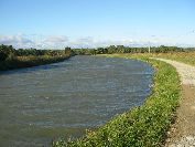 2010-10-25-021-Canal-de-la-Robine-Windy-Weather