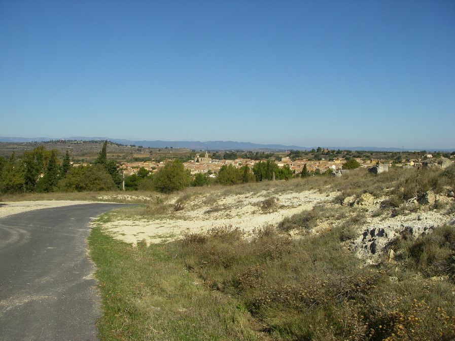 2010-10-26-008-At-Last-A-Hill