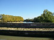 2010-10-26-037-Canal-Du-Midi-Aquaduct