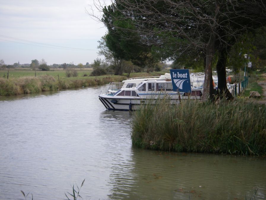 2010-10-27-036-Le-Boat-Boatyard