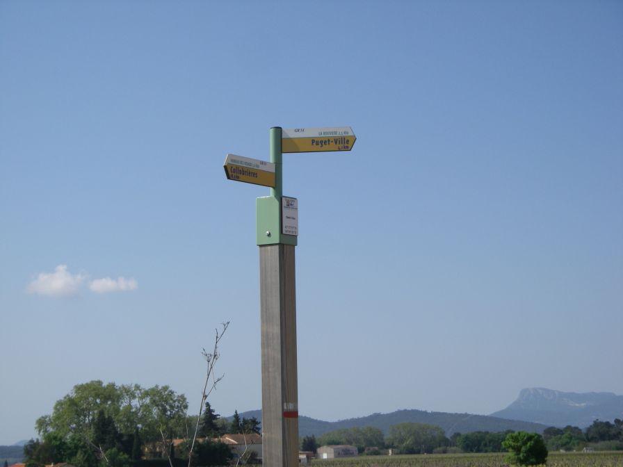 2011-04-16-014-Sign-Post-Again