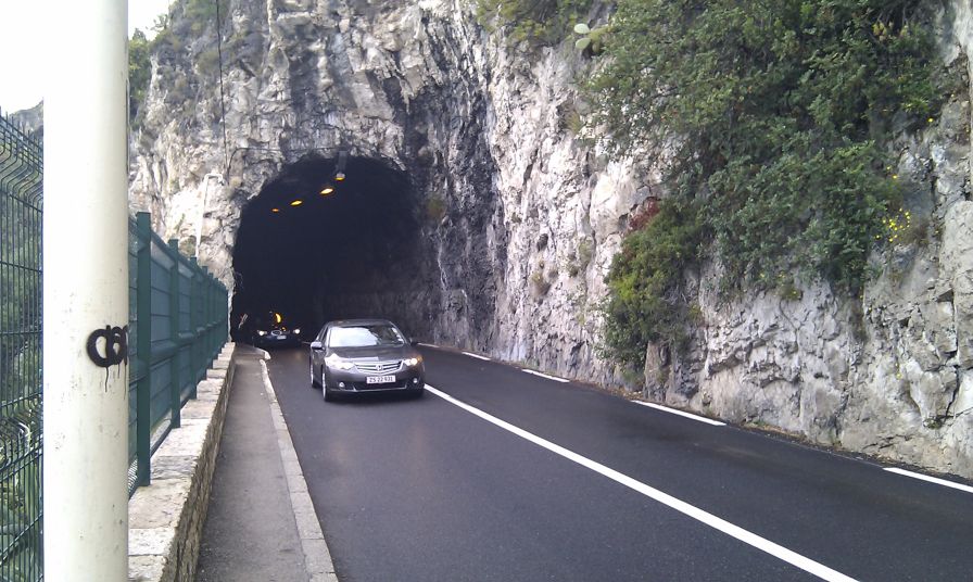2011-04-23-011-Permitted-Tunnel