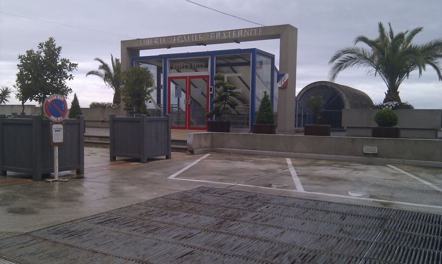 2011-04-23-012-Liberte-Egalite-et-Oublier